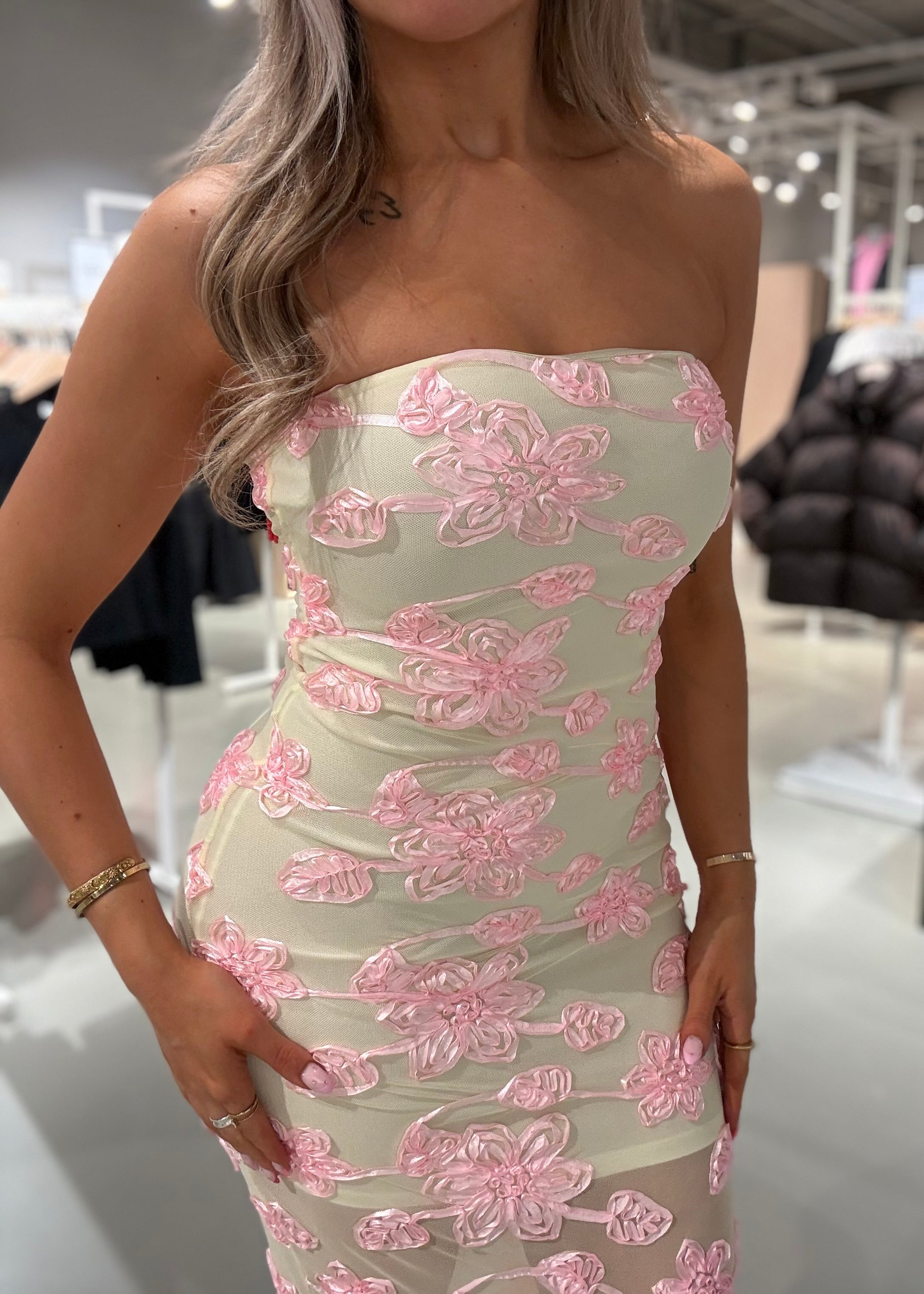 VISAIL Long Dress - Pastel Yellow